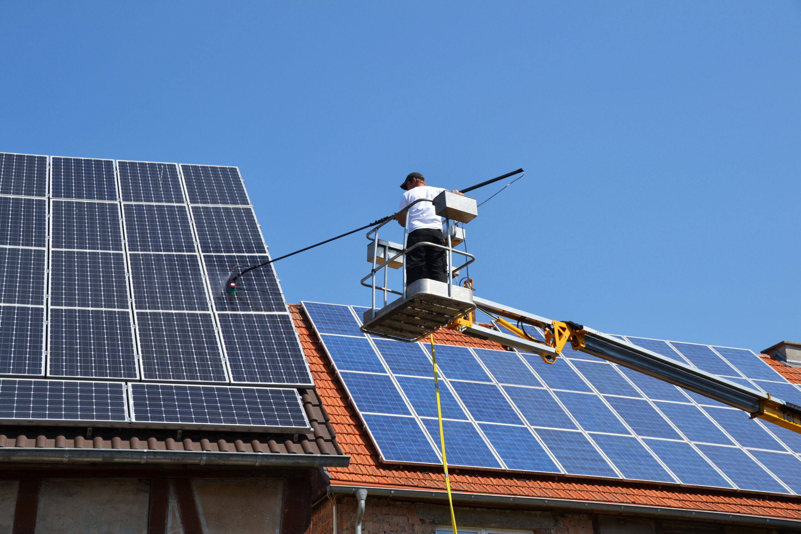 Photovoltaik-Reinigung durch Firma