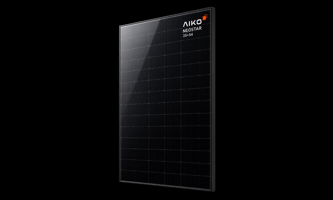Focus Light Aiko Neostar 3S+54 Focus Light Aiko Neostar 3S+54 Solarmodul
